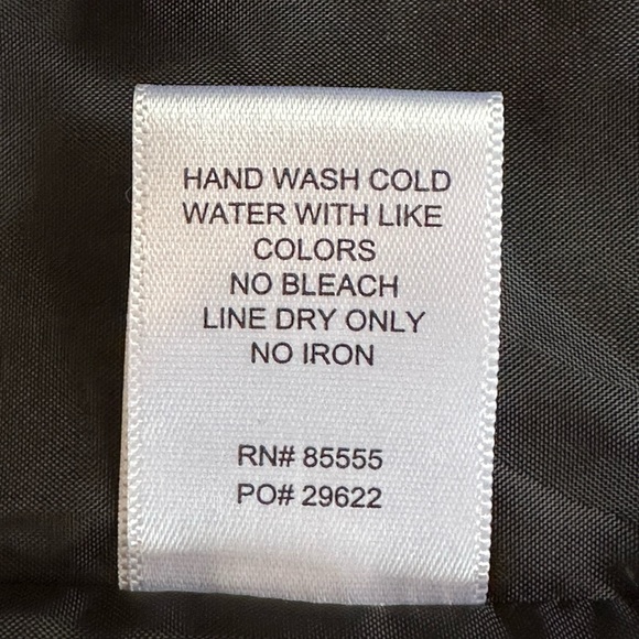 NEW Pistola Callista Puffer Jacket with Removable Sleeves size Medium - Picture 16 of 16